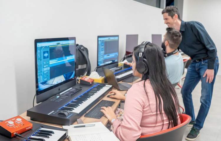 DCT Abu Dhabi announces the new Berklee Abu Dhabi program