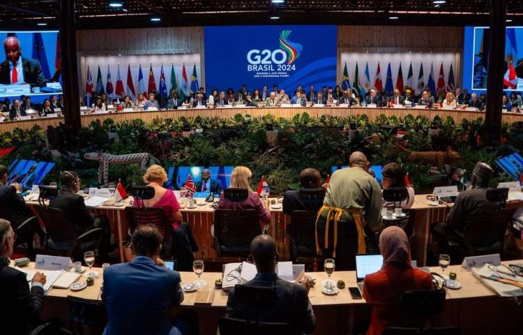 The fourth meeting of G20 finance ministers and central bank governors was held