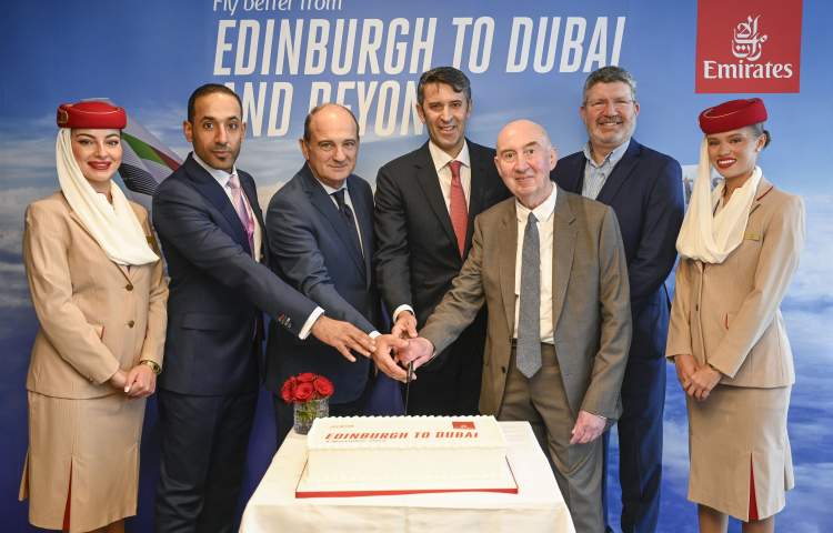 Emirates returns to Edinburgh with daily service