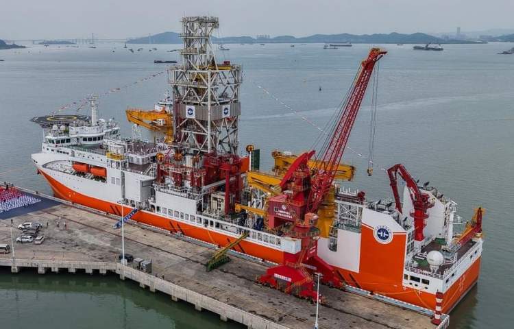 China launches its first deep-ocean drilling vessel