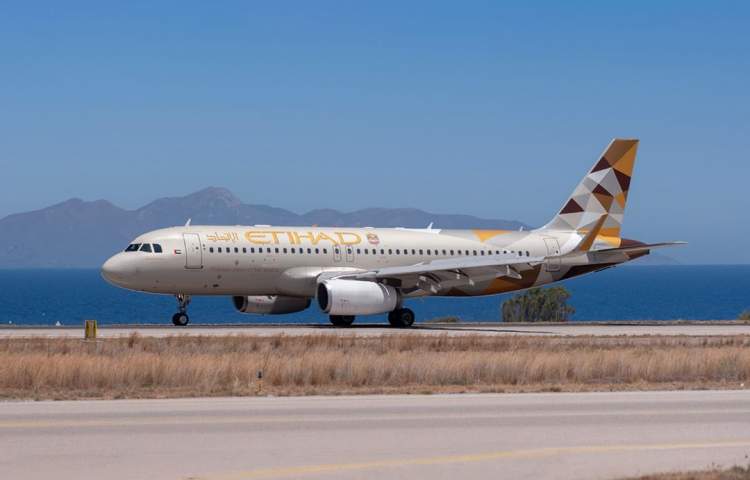 Etihad Airways sees passenger increase in October