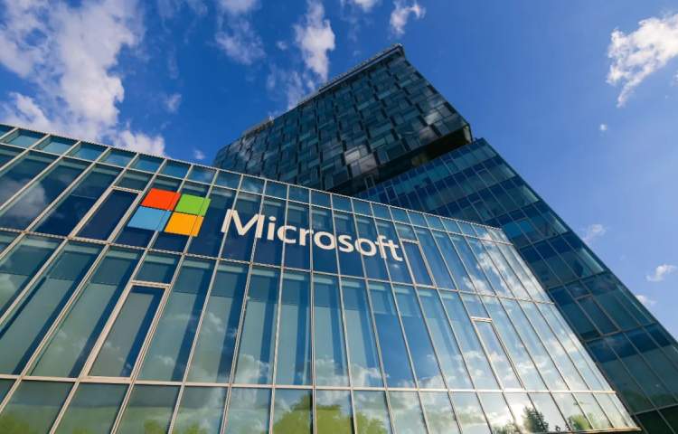 Microsoft to invest $80 billion in AI data centers